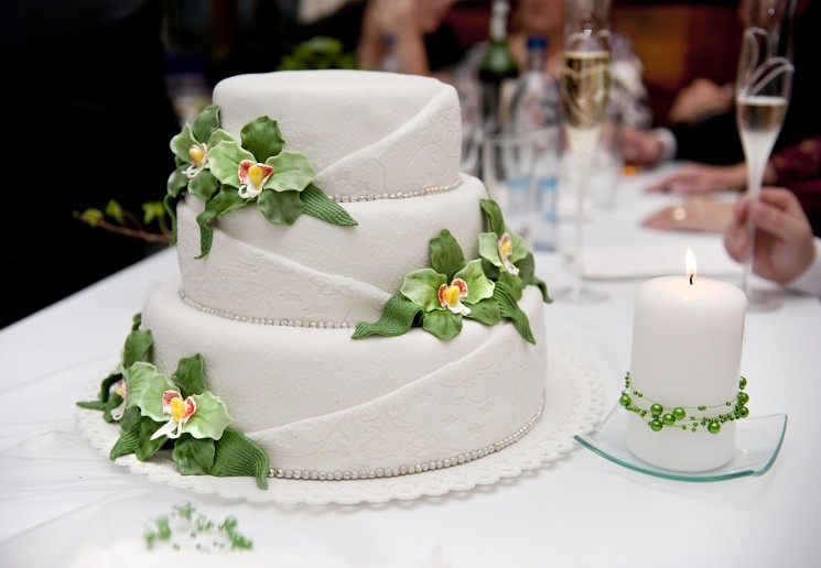 Невипадково замовлення весільного торта - окрема особлива частина підготовки до торжества