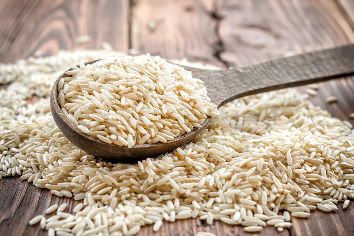 У східній кухні рис майже ніколи не солять і неохоче приправляють його гостро пахнуть спеціями, намагаючись не заглушити його природний аромат