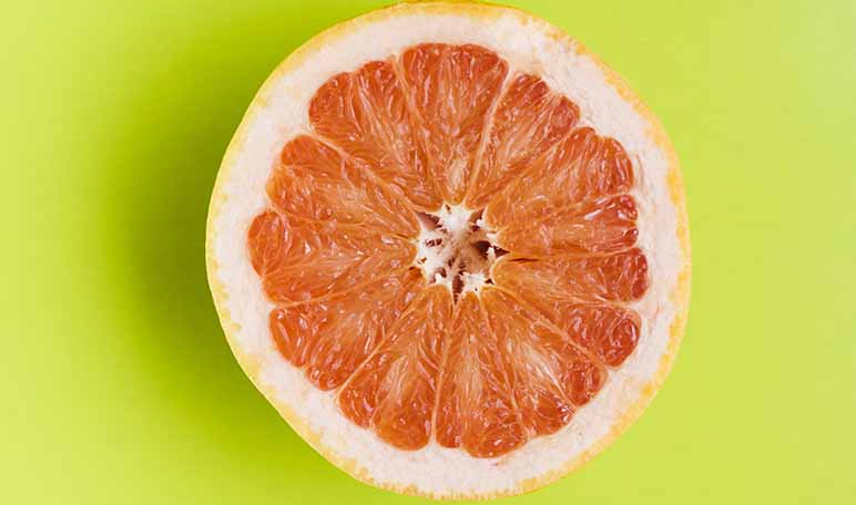 Не забывайте использовать этот самодельный трюк два или три раза в месяц, чтобы сохранить аромат грейпфрута